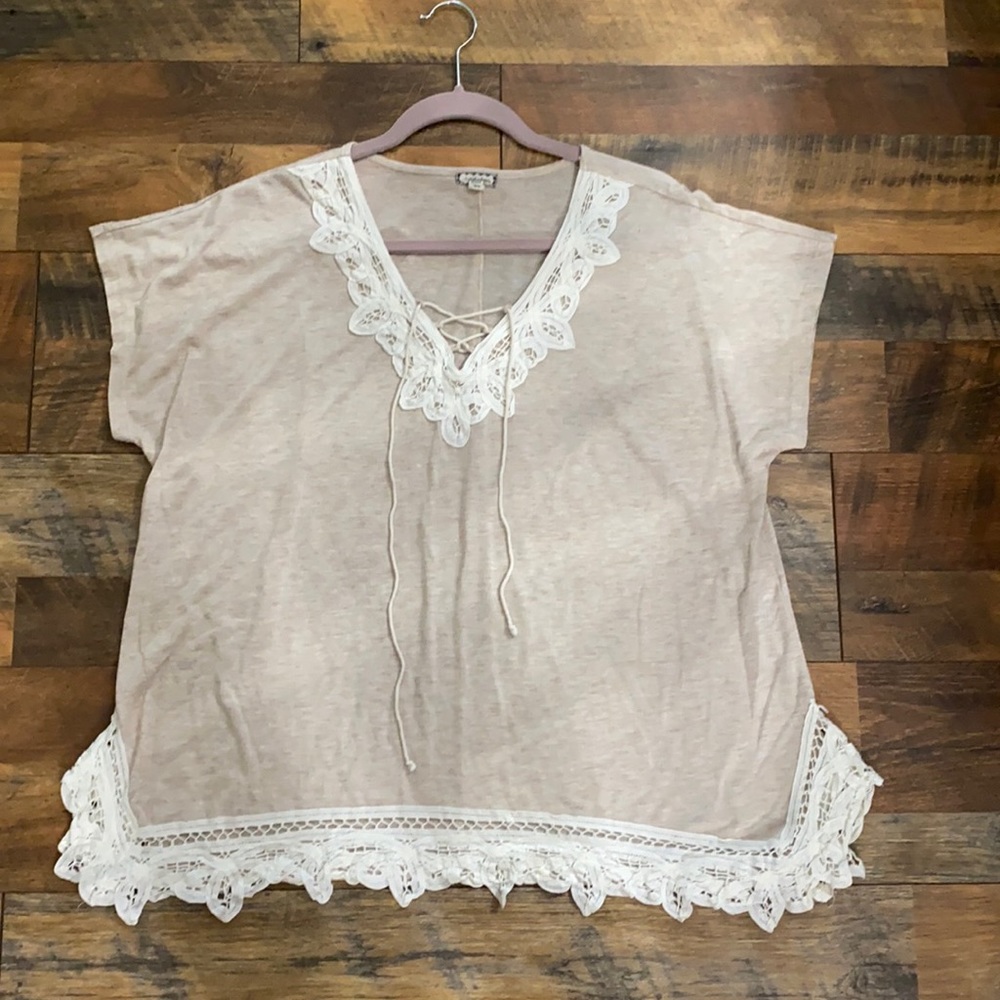 Eyeshadow oatmeal tunic w/ crotchet lace design